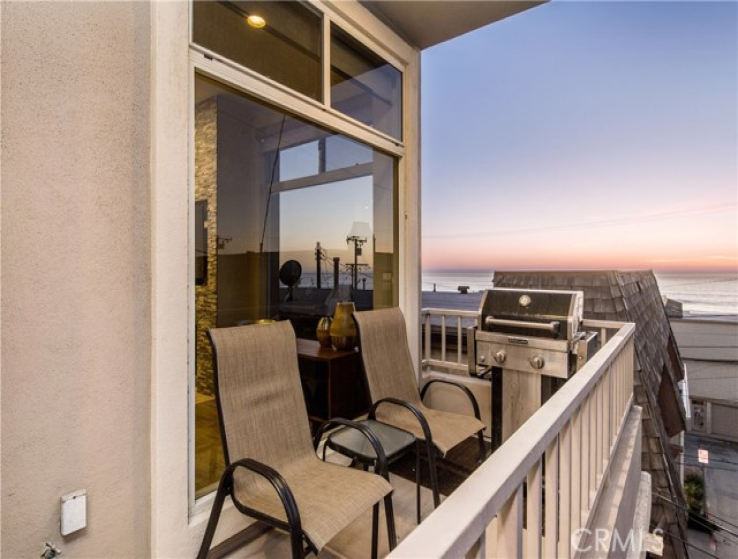 2 Bed Home to Rent in Manhattan Beach, California