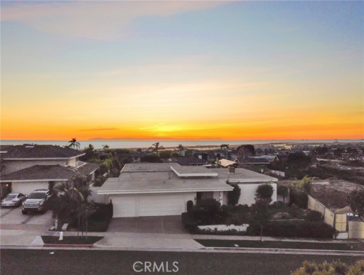 4 Bed Home for Sale in Corona del Mar, California