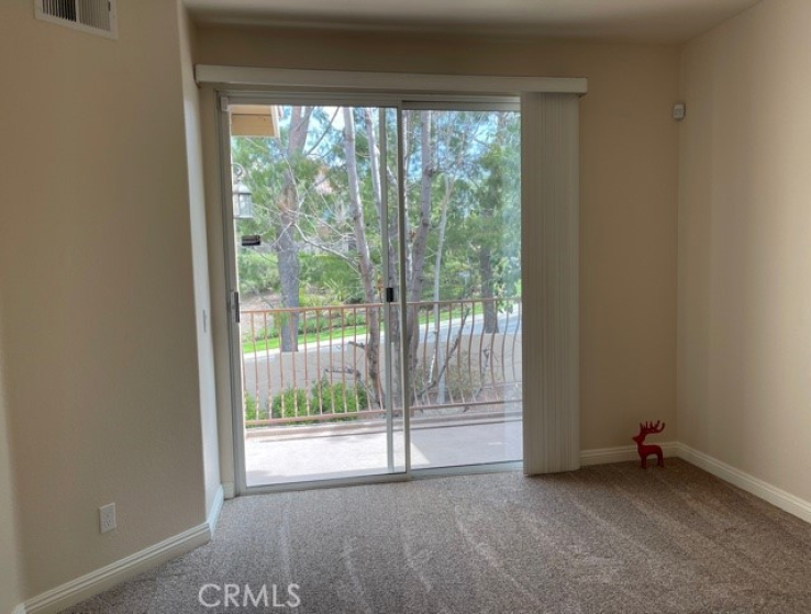 2 Bed Home to Rent in Anaheim Hills, California