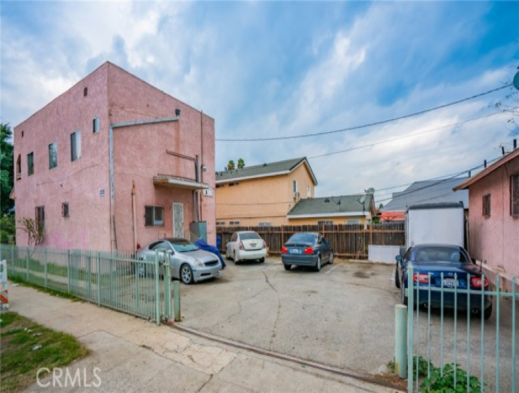  Income Home for Sale in Los Angeles, California