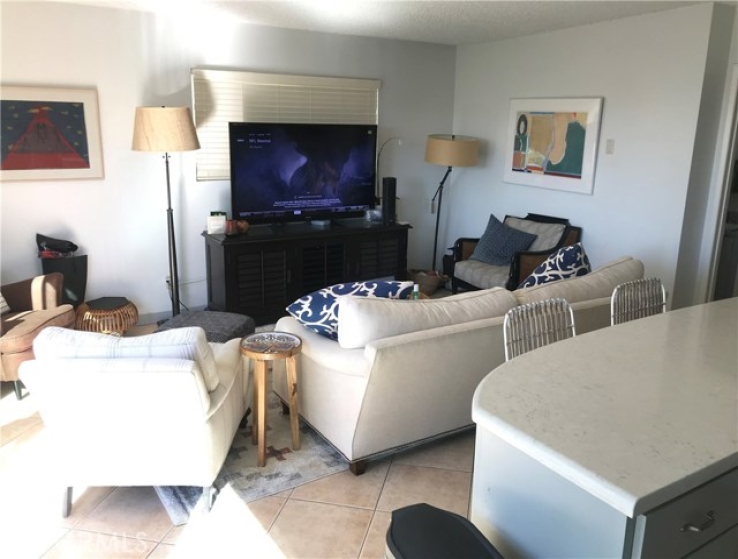 3 Bed Home to Rent in Manhattan Beach, California