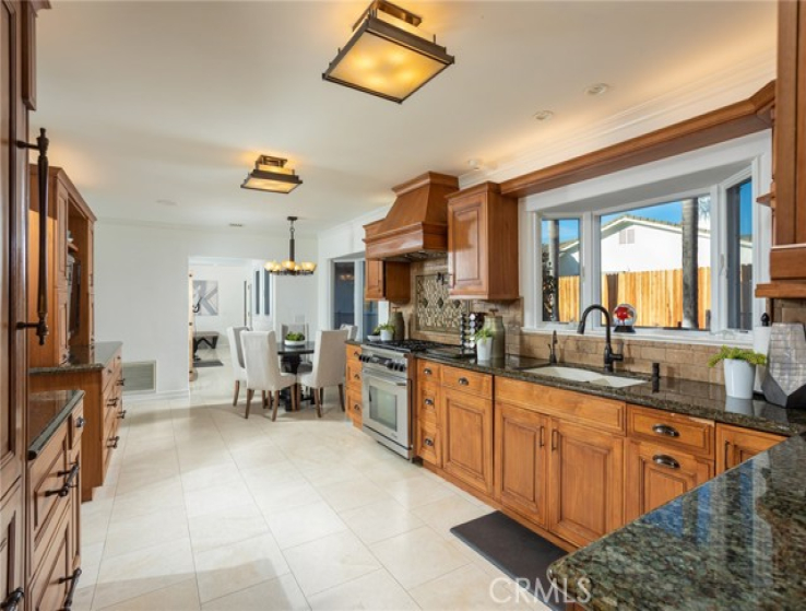 4 Bed Home for Sale in Newport Beach, California