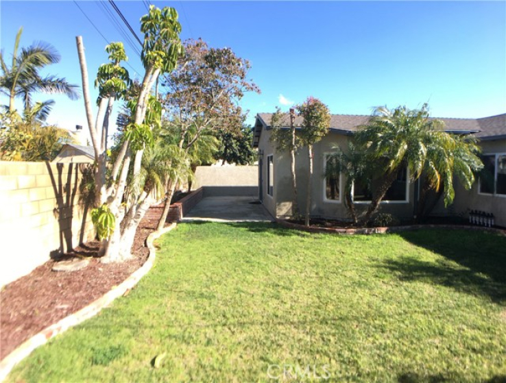 4 Bed Home to Rent in Huntington Beach, California