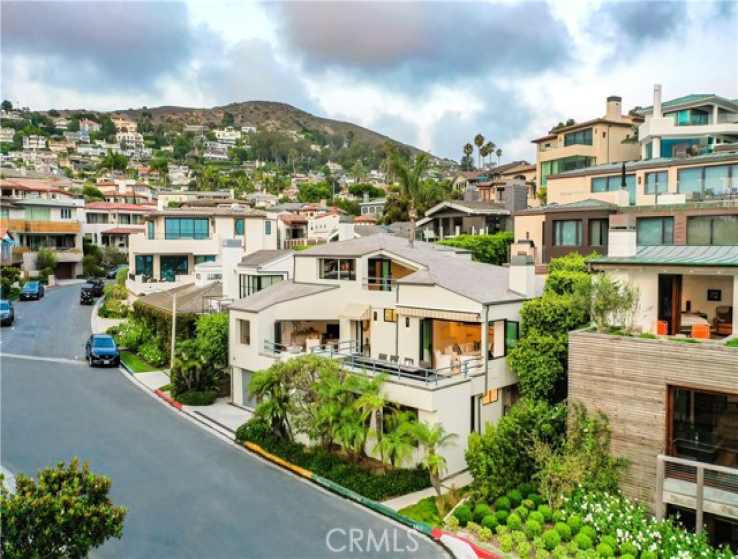 5 Bed Home for Sale in Laguna Beach, California