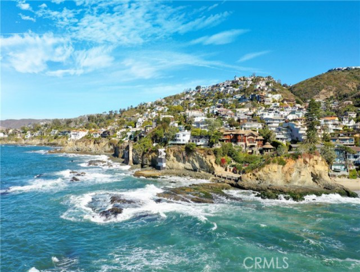 4 Bed Home for Sale in Laguna Beach, California