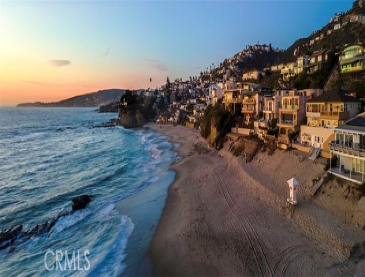 4 Bed Home for Sale in Laguna Beach, California