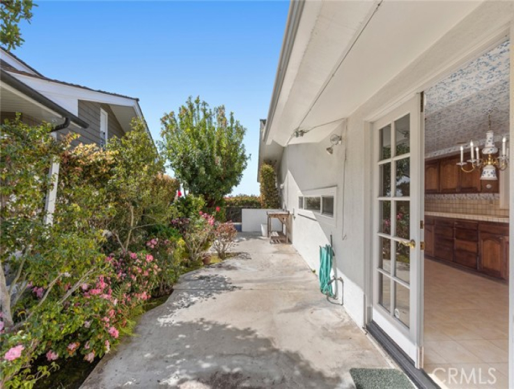 3 Bed Home for Sale in Corona del Mar, California