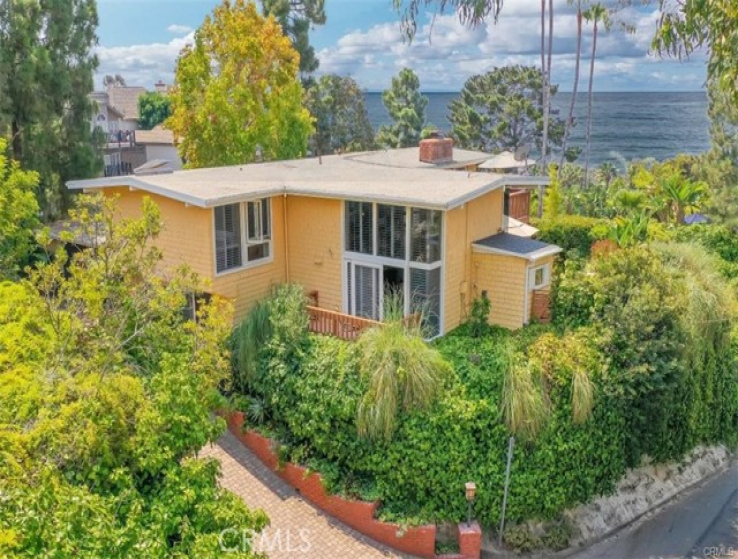 4 Bed Home for Sale in Laguna Beach, California