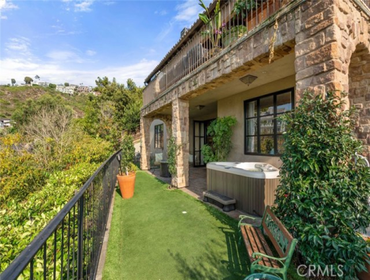 3 Bed Home for Sale in Laguna Beach, California