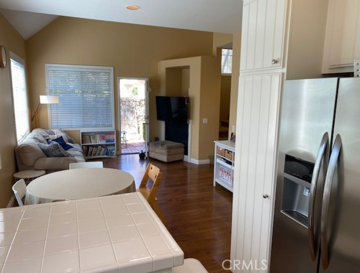 2 Bed Home to Rent in Irvine, California