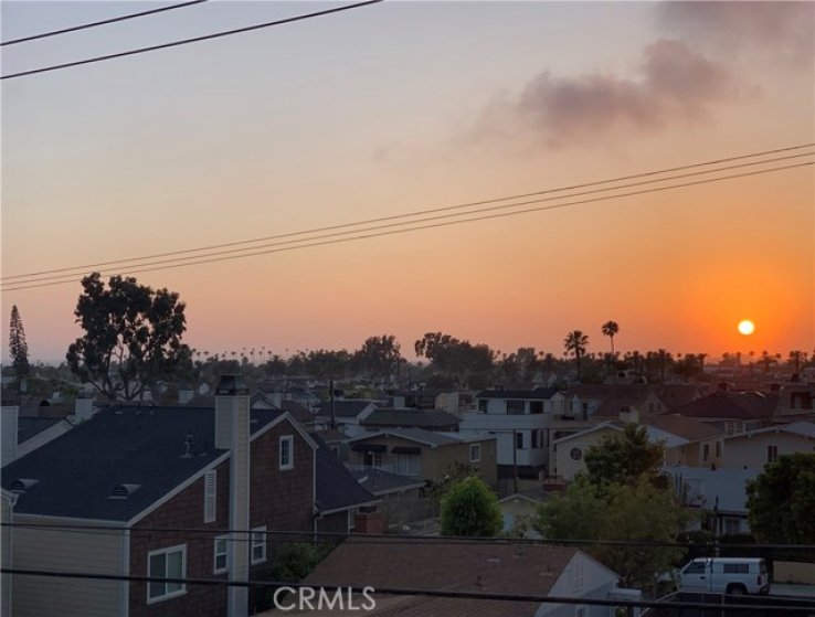 2 Bed Home to Rent in Corona del Mar, California