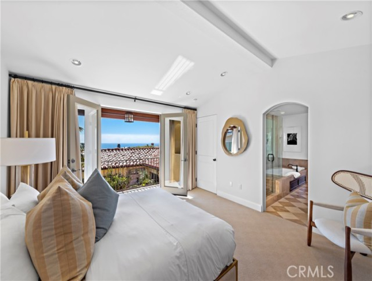 4 Bed Home for Sale in Laguna Beach, California