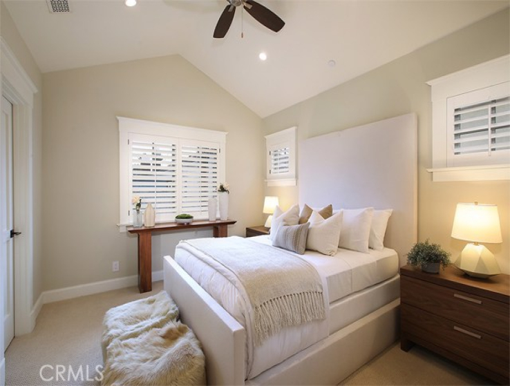 4 Bed Home for Sale in Corona del Mar, California