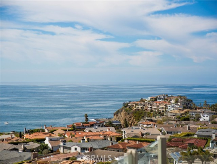 3 Bed Home for Sale in Laguna Beach, California