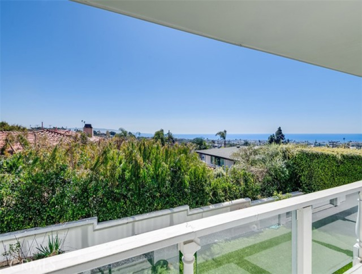 5 Bed Home to Rent in Manhattan Beach, California