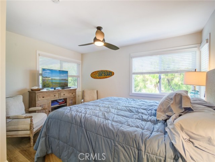  Income Home for Sale in Corona del Mar, California