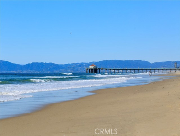 2 Bed Home to Rent in Manhattan Beach, California