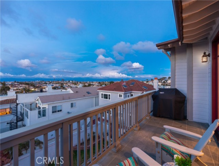 5 Bed Home for Sale in Redondo Beach, California