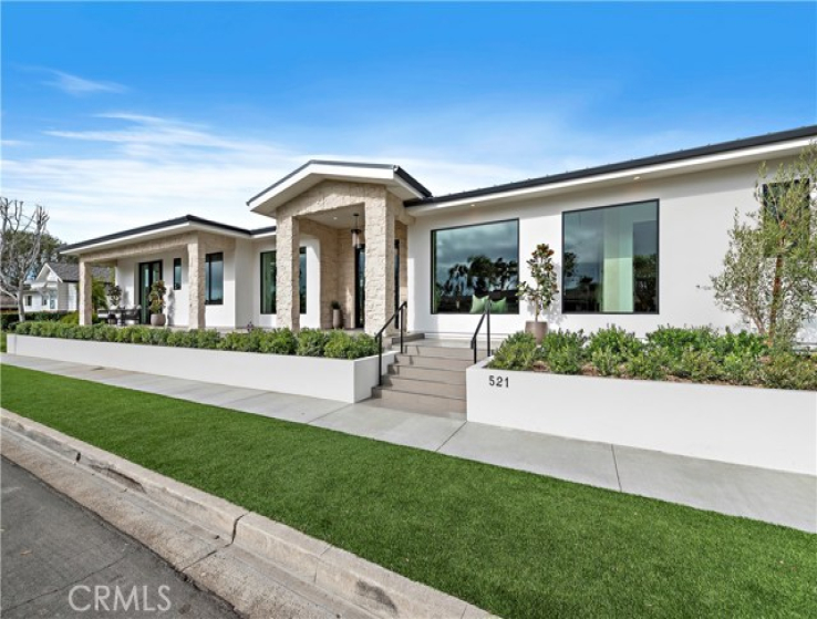 4 Bed Home for Sale in Corona del Mar, California