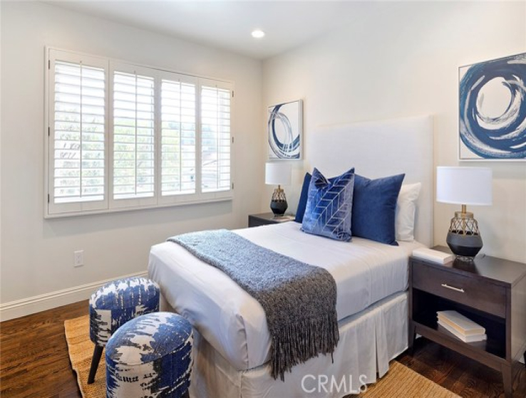 3 Bed Home for Sale in Corona del Mar, California