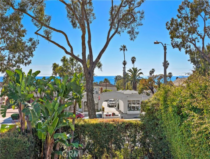  Income Home for Sale in Laguna Beach, California