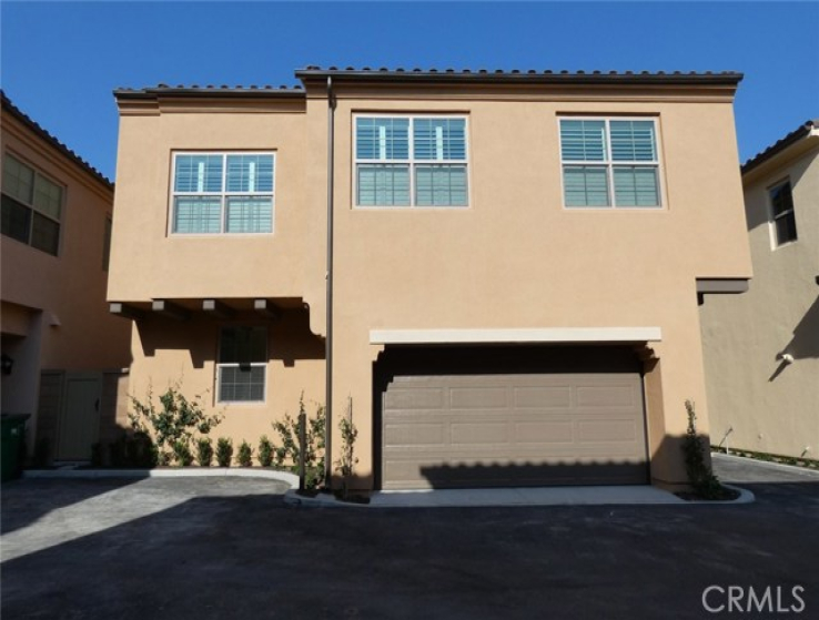 3 Bed Home to Rent in Irvine, California