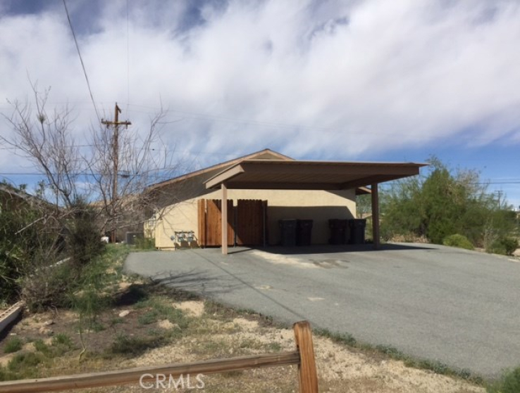 2 Bed Home to Rent in 29 Palms, California