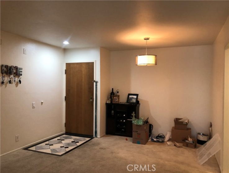 2 Bed Home to Rent in Irvine, California