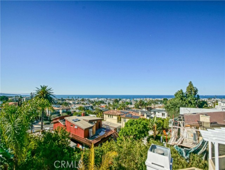 4 Bed Home to Rent in Manhattan Beach, California