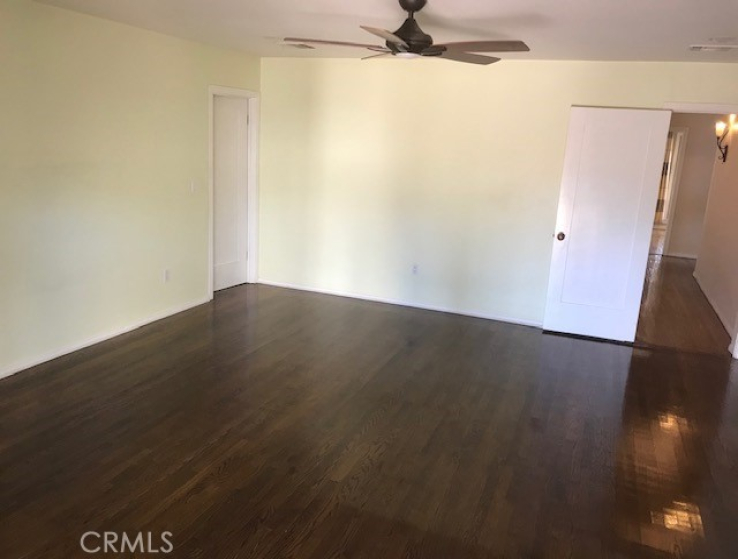 3 Bed Home to Rent in Glendale, California