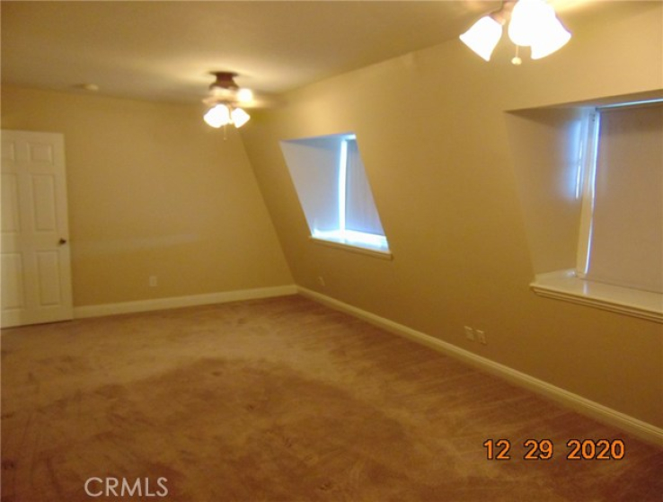 3 Bed Home to Rent in Lake Elsinore, California