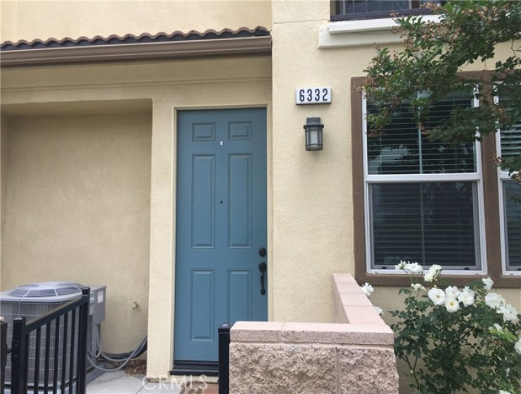 3 Bed Home to Rent in Eastvale, California