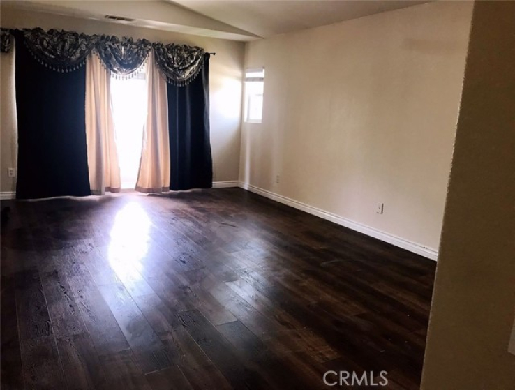 3 Bed Home to Rent in Jurupa Valley, California