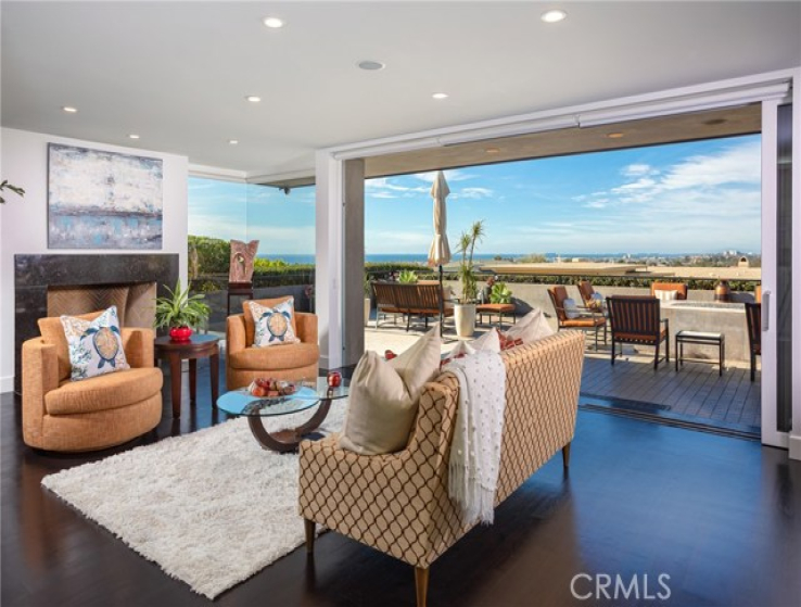 3 Bed Home for Sale in Corona del Mar, California