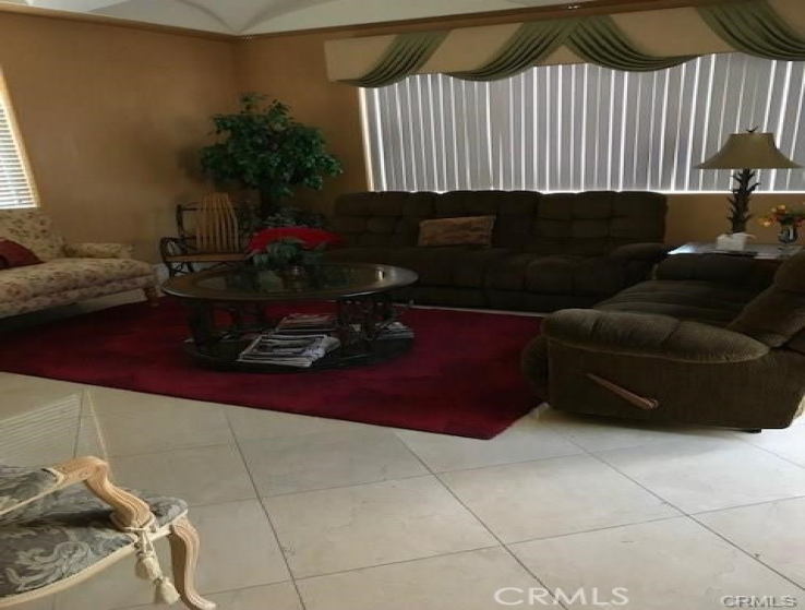 7 Bed Home to Rent in Anaheim Hills, California