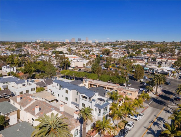 3 Bed Home for Sale in Corona del Mar, California