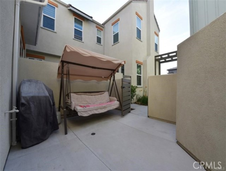 3 Bed Home to Rent in Irvine, California