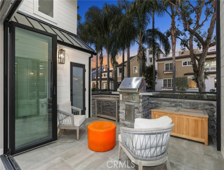 4 Bed Home for Sale in Newport Beach, California