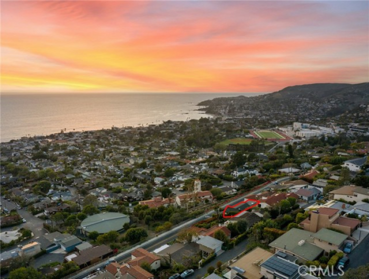 2 Bed Home for Sale in Laguna Beach, California