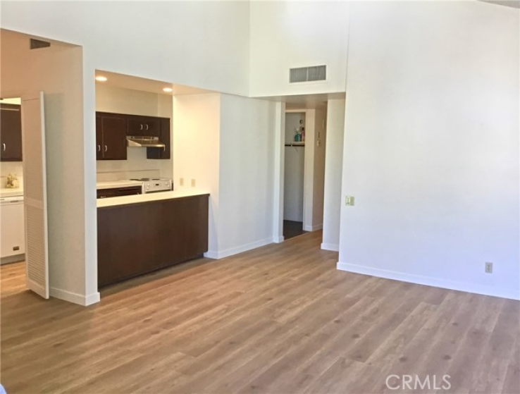 2 Bed Home to Rent in Pasadena, California