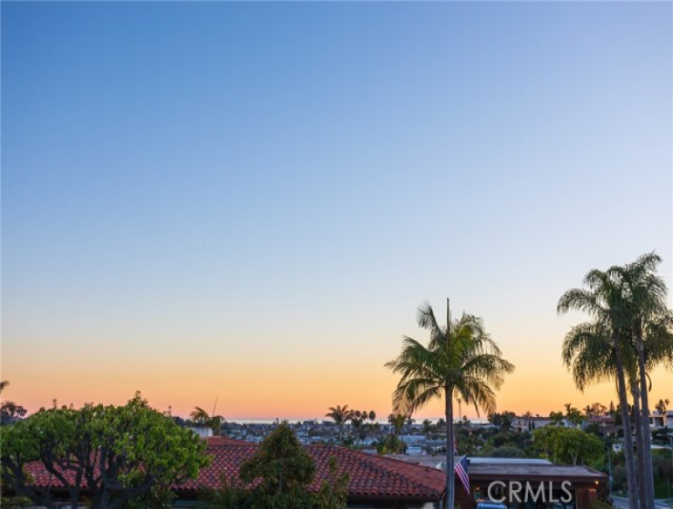 4 Bed Home for Sale in Newport Beach, California