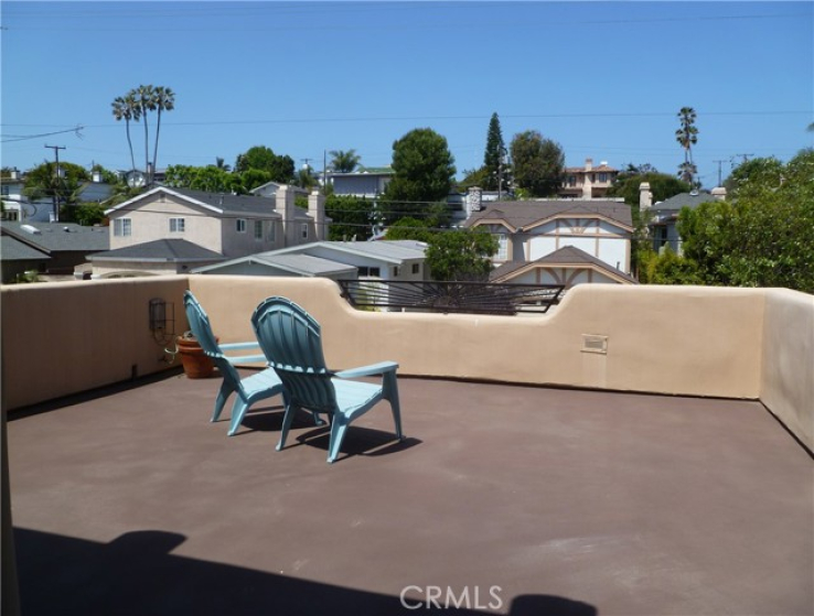 4 Bed Home to Rent in Manhattan Beach, California