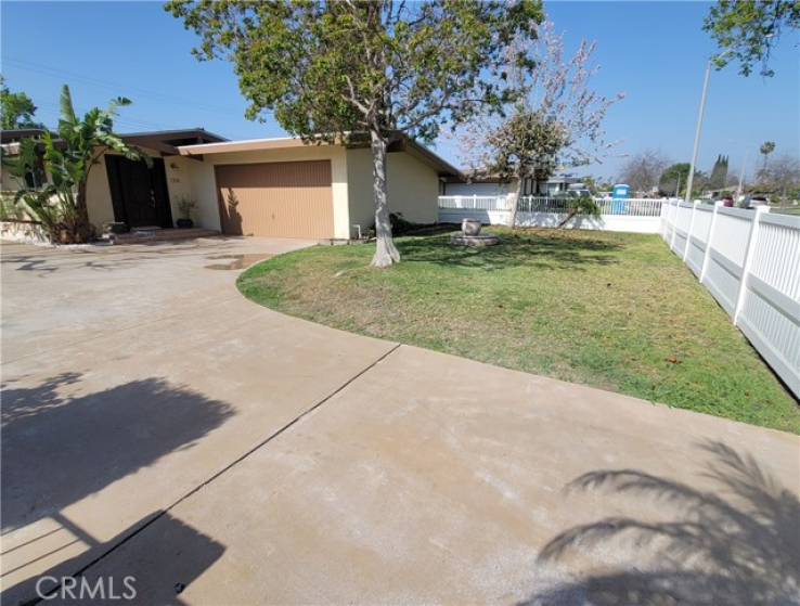 3 Bed Home to Rent in Anaheim, California