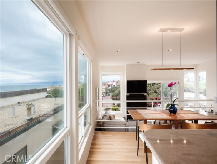 2 Bed Home for Sale in Manhattan Beach, California