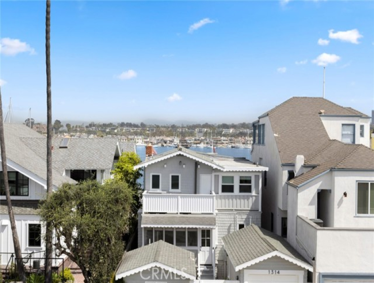 5 Bed Home for Sale in Newport Beach, California