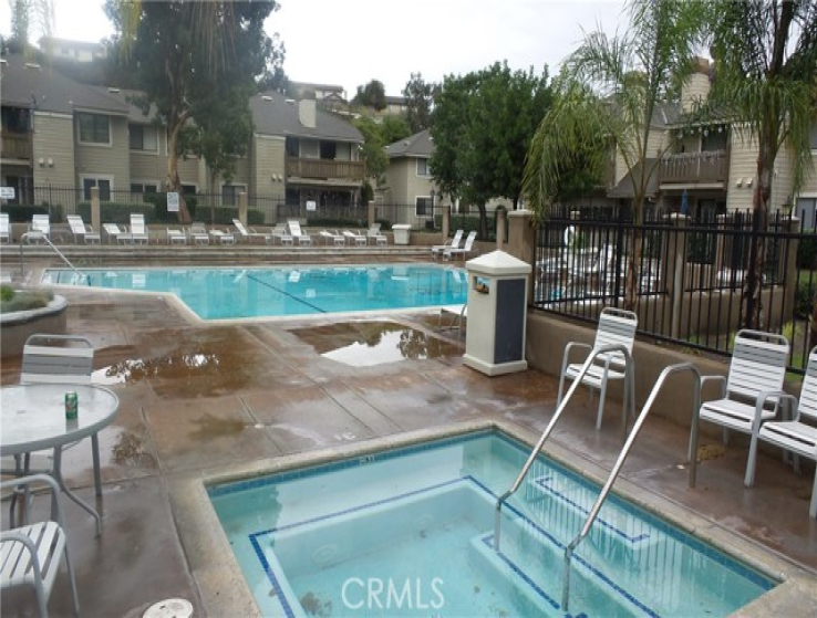 2 Bed Home to Rent in Yorba Linda, California