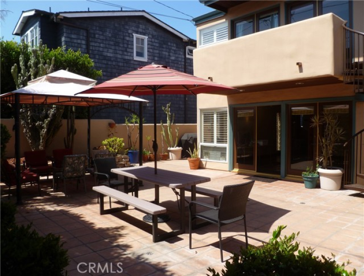 4 Bed Home to Rent in Manhattan Beach, California