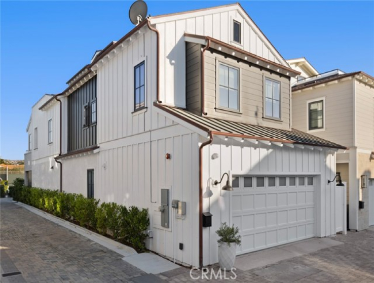 4 Bed Home for Sale in Newport Beach, California