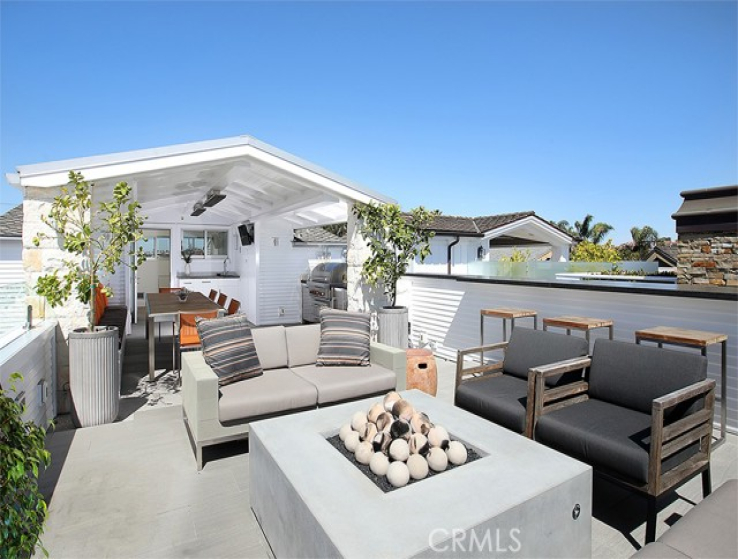 3 Bed Home for Sale in Newport Beach, California