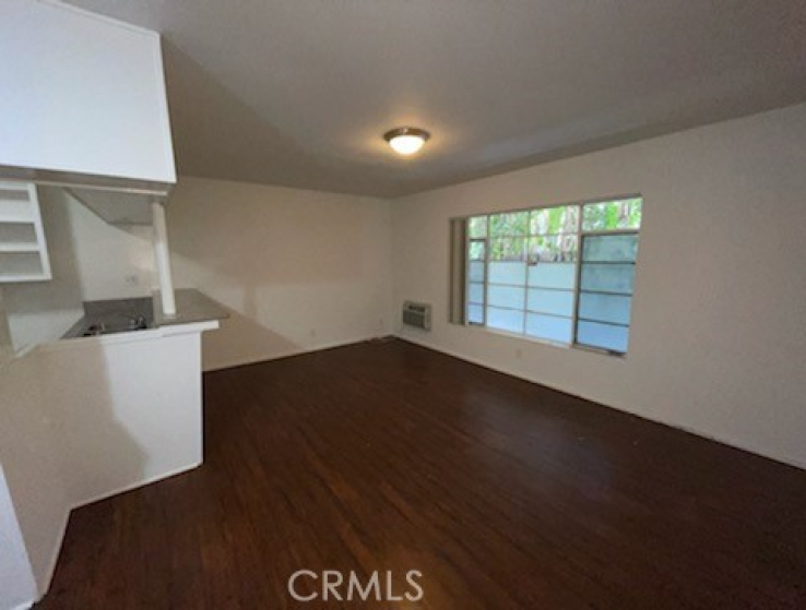 2 Bed Home to Rent in West Hollywood, California